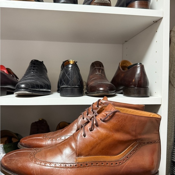 Elegant Tan Leather Chukka Boots